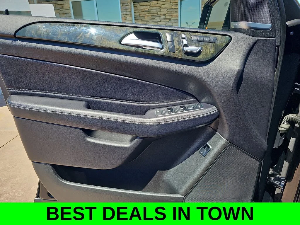 Used 2017 Black Mercedes-Benz GLE 350 image 28