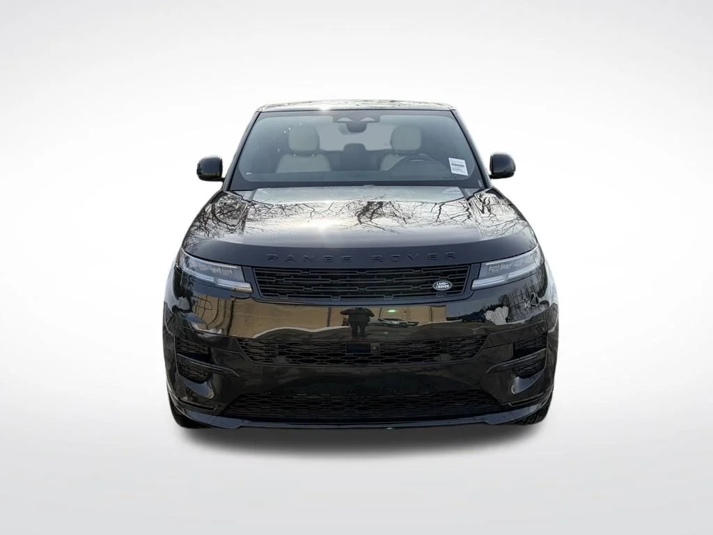 New 2026 Black Land Rover Dynamic SE image 2