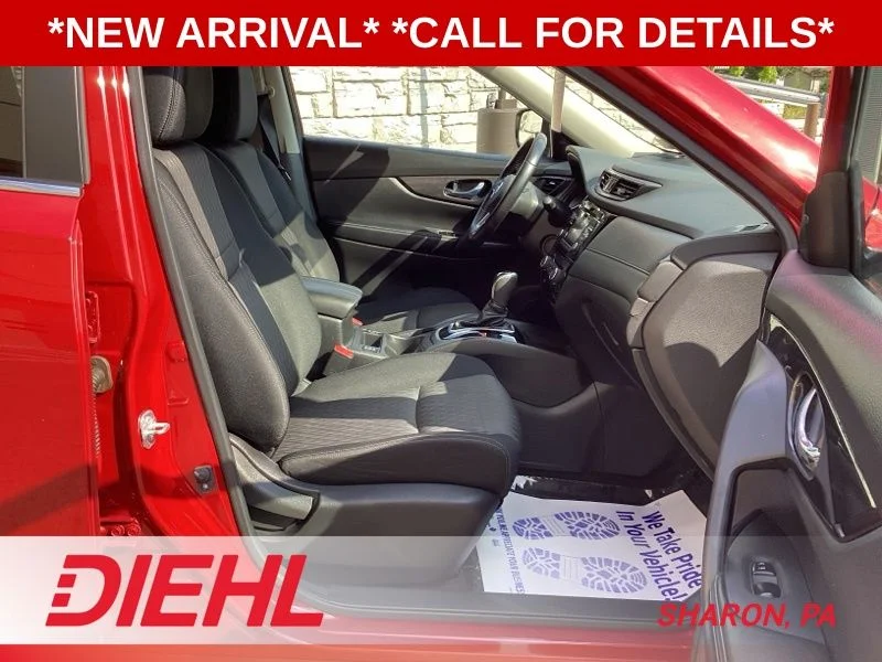 Certified Used 2017 Palatial Ruby Nissan SV image 14