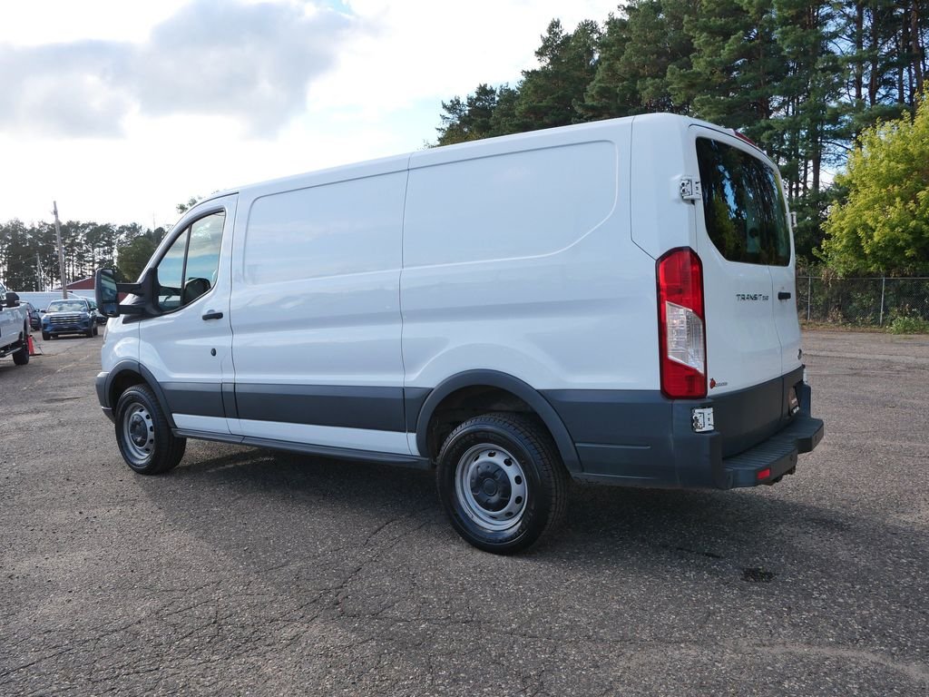 Used 2015 White Ford Base image 4