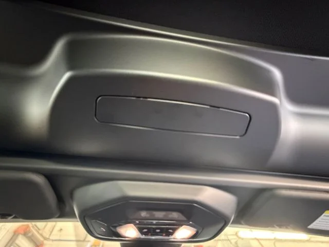 Used 2026  BMW sDrive30i image 7