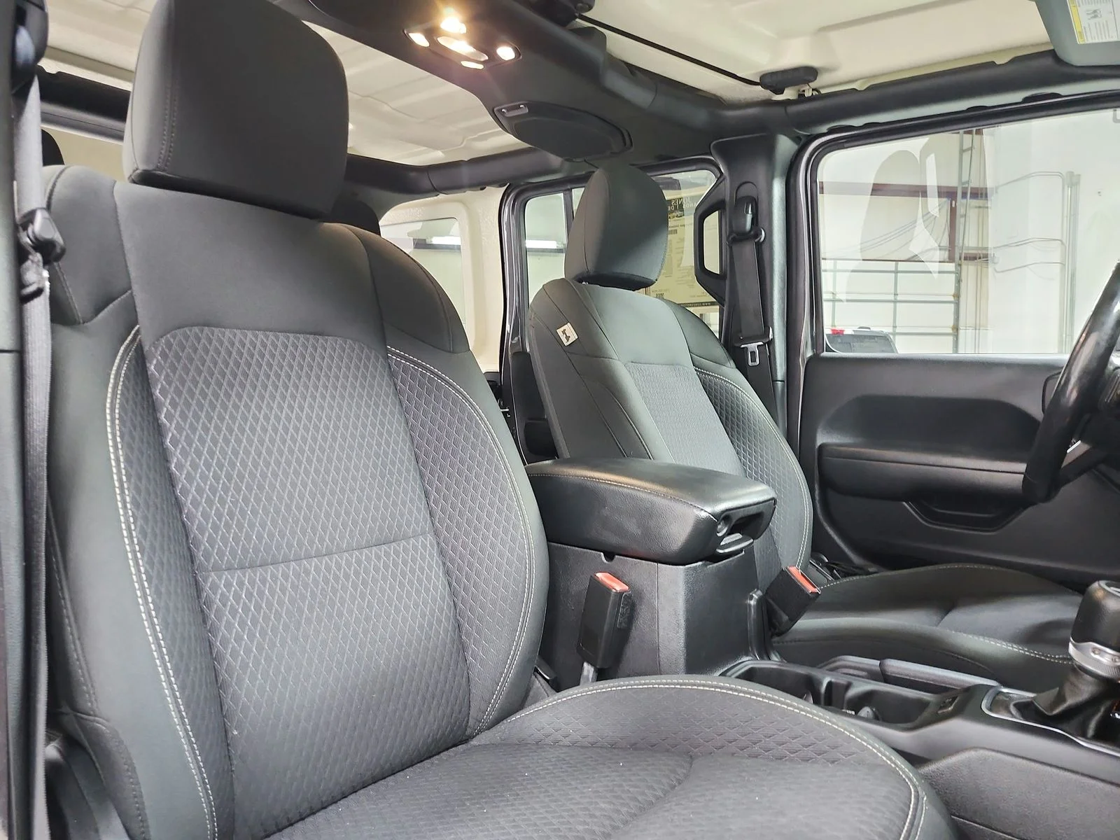 Used 2021 Gray Jeep Unlimited Sport image 40
