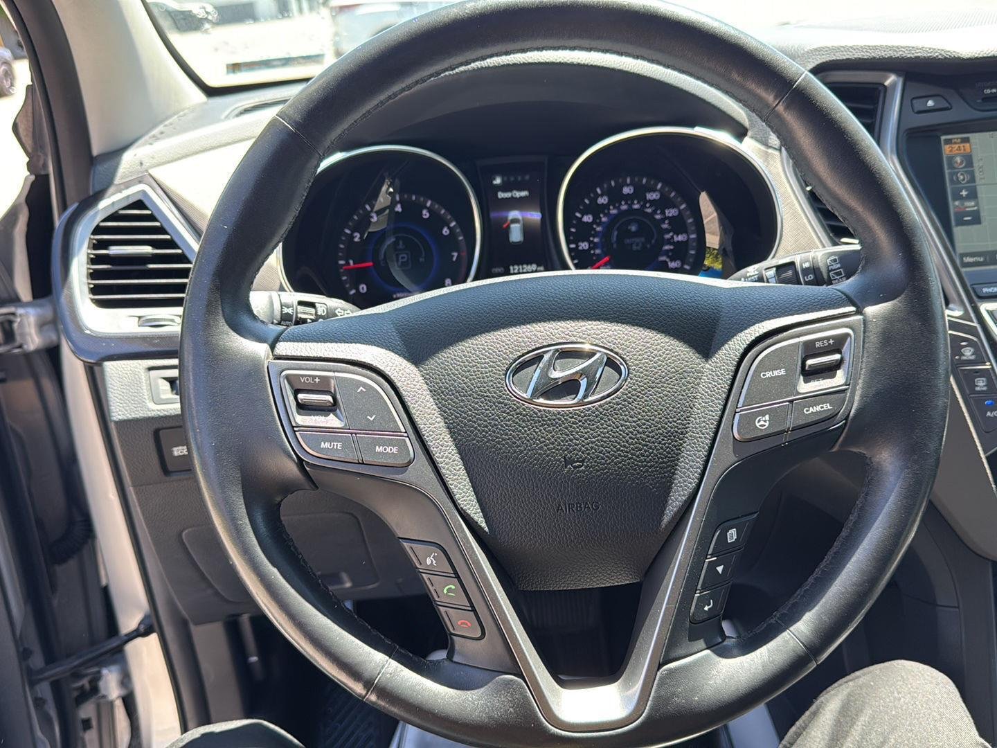 Used 2015 Iron Frost Hyundai GLS image 16
