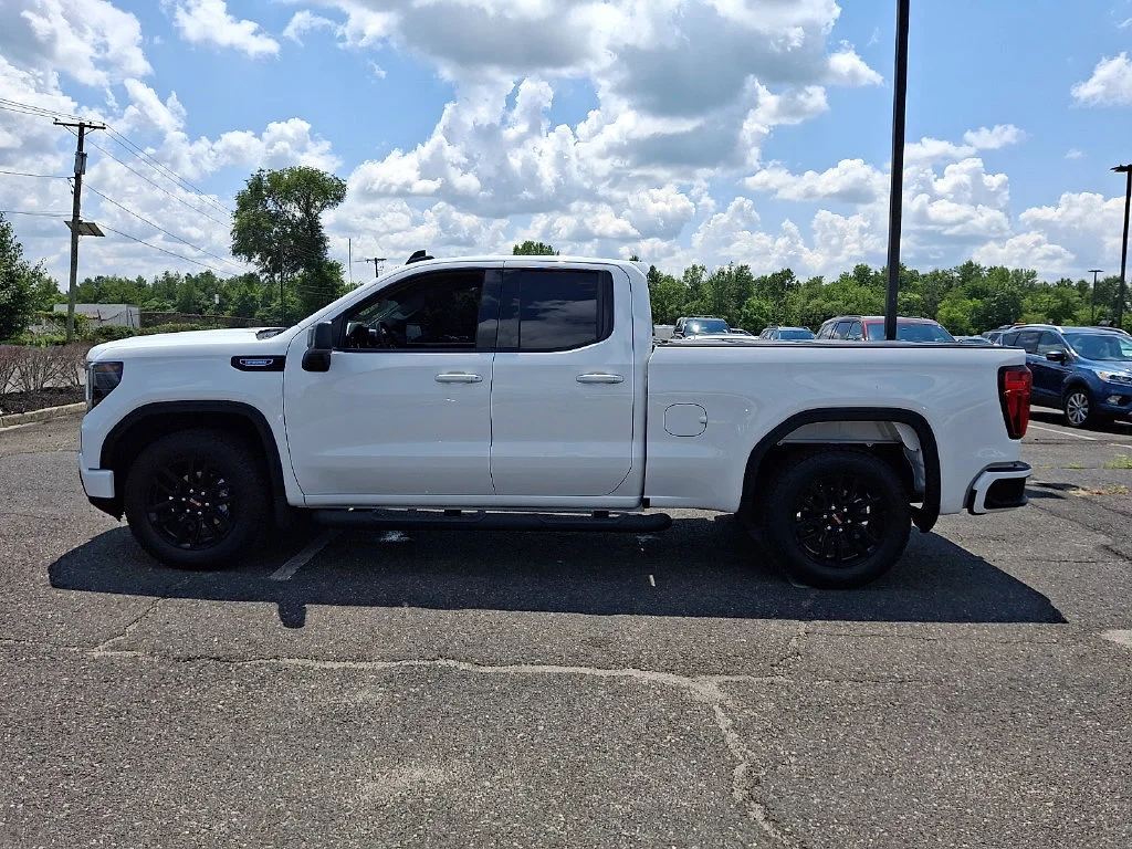 Used 2026 Summit White GMC Elevation image 7