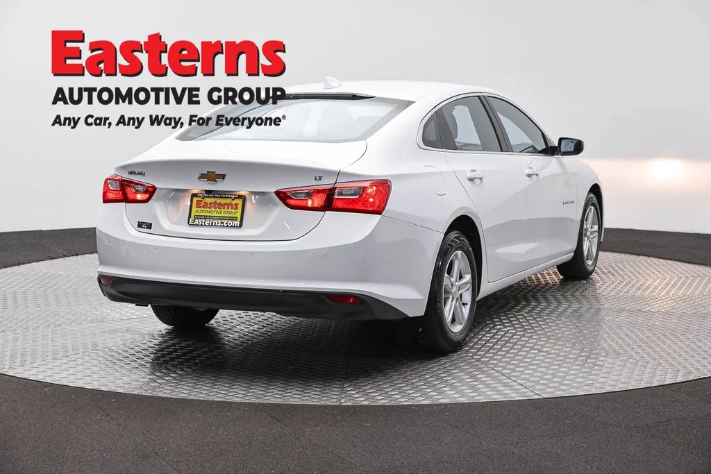 Used 2024 White Chevrolet LT image 5
