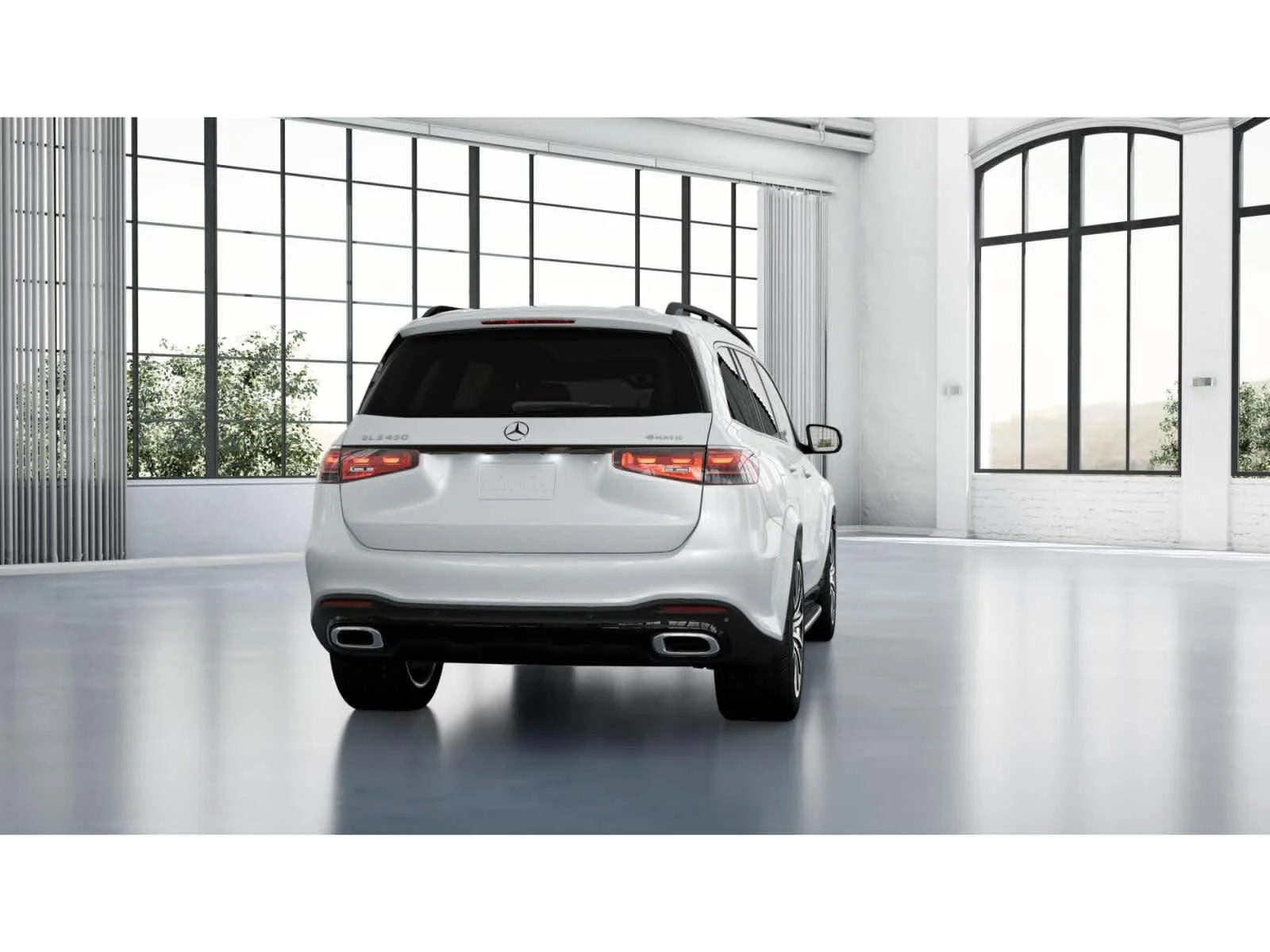 Used 2024 MANUFAKTUR Moonlight White Metallic Mercedes-Benz GLS 450 image 23