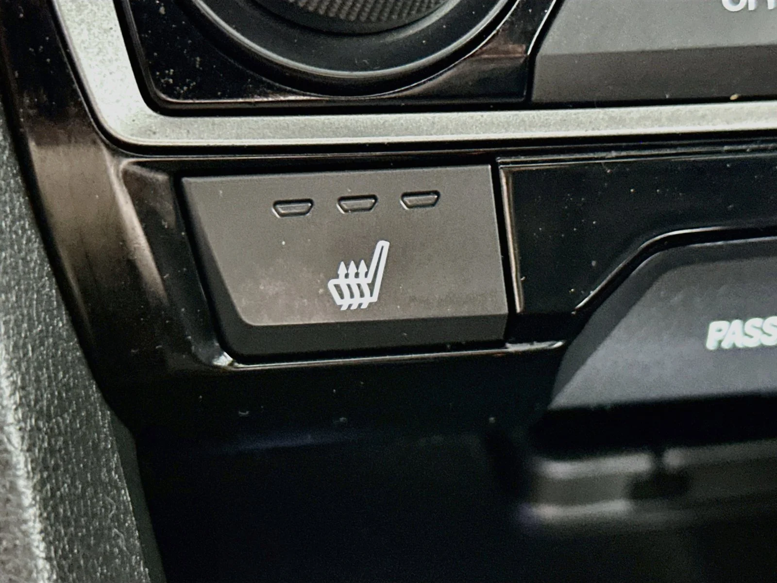 Used 2017 White Honda EX image 20
