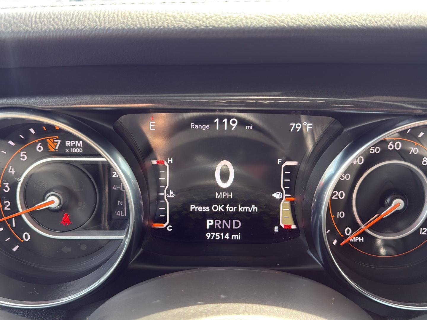 Used 2022 Hydro Blue Pearlcoat Jeep Unlimited Sahara Altitude image 4