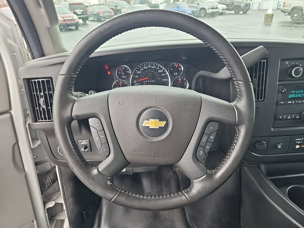 Used 2021 Summit White Chevrolet Work Van image 15