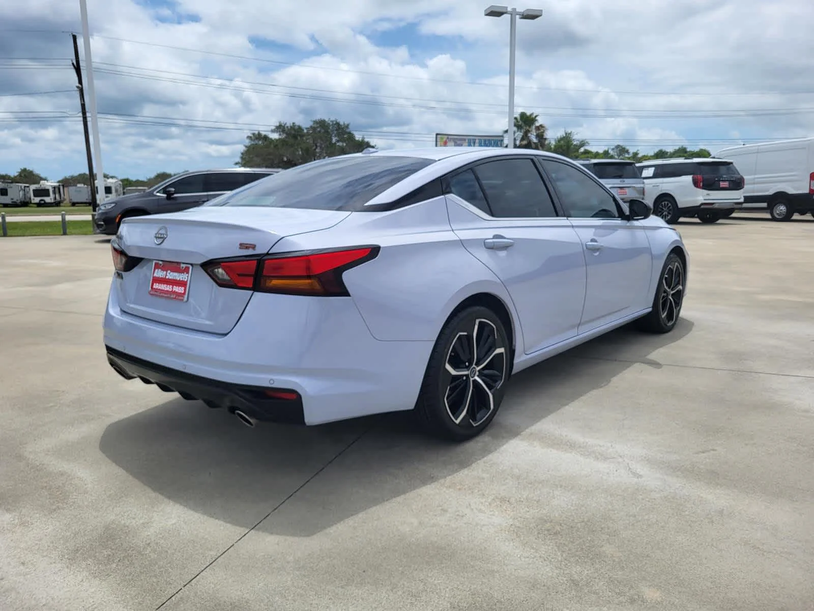 Used 2024 Gray Sky Pearl Nissan 2.5 SR image 5