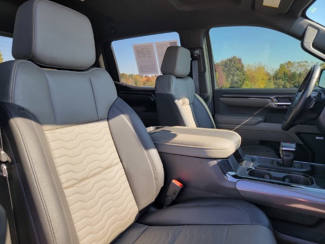 2024 Chevrolet Silverado 1500 ZR2 - Photo 17
