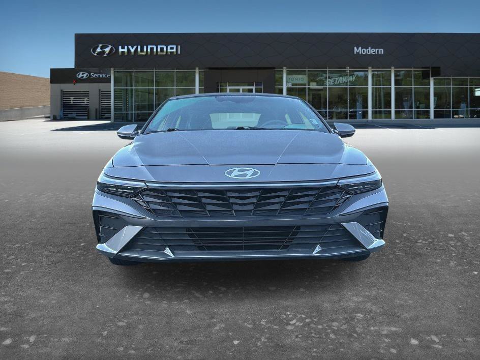 Certified Used 2024 Fluid Metal Hyundai SE image 2