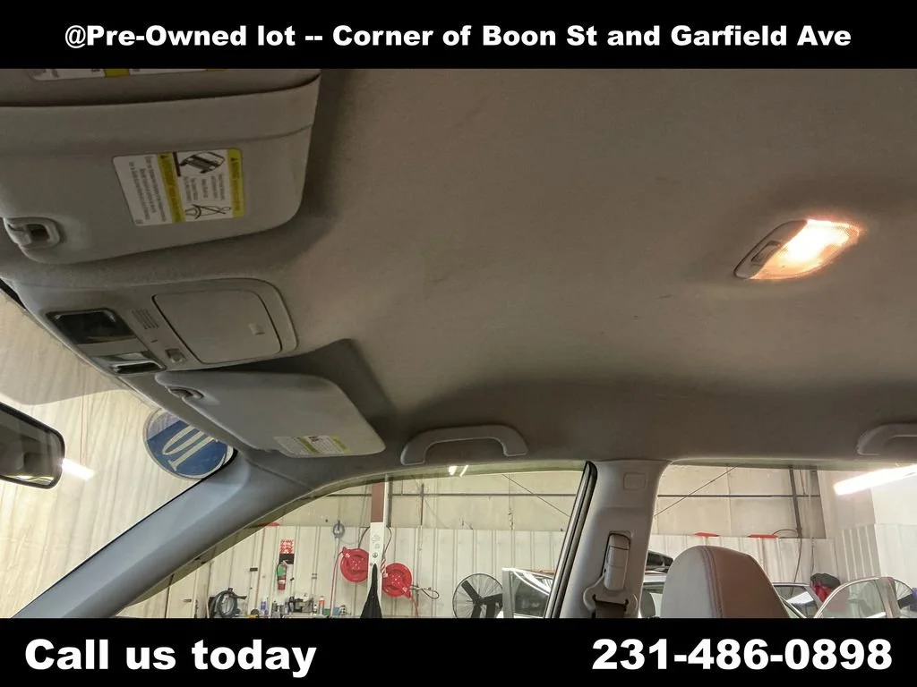2010 Subaru Forester X - Photo 13