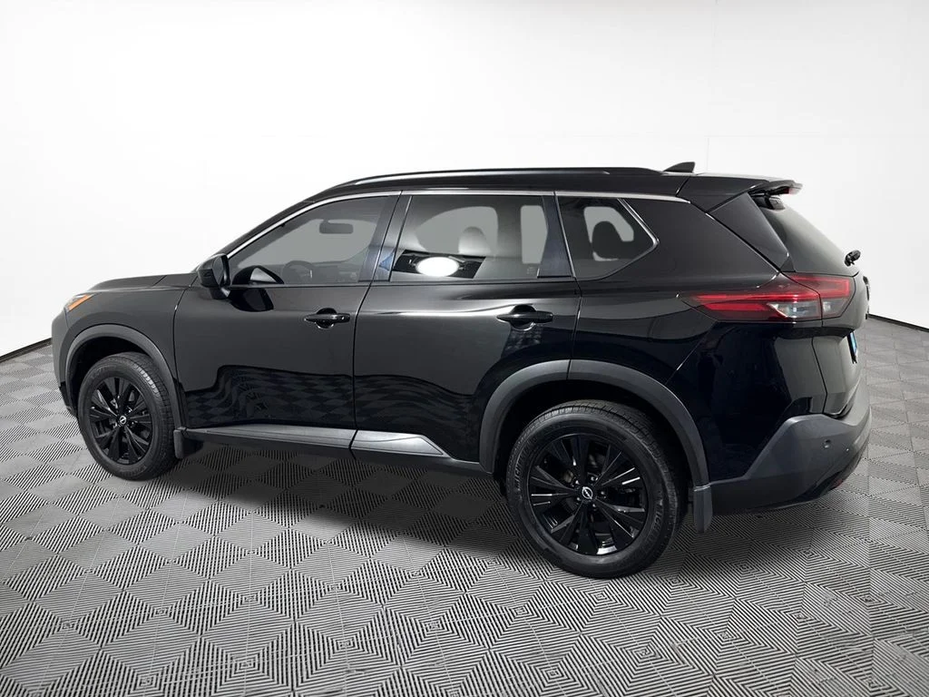 Used 2023 Super Black Nissan SV image 11