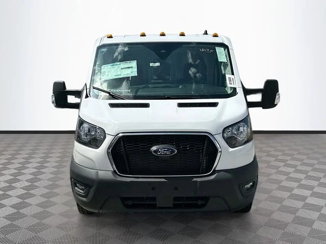New 2024 Oxford White Ford Base image 2