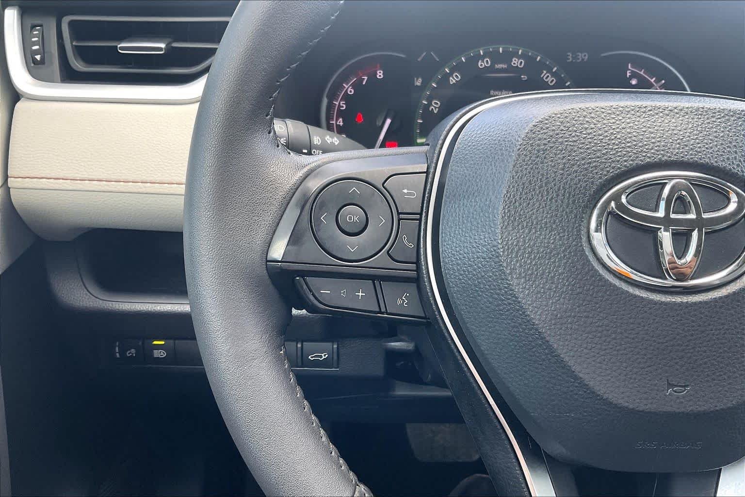 Used 2025 Blueprint Toyota XLE Premium image 23