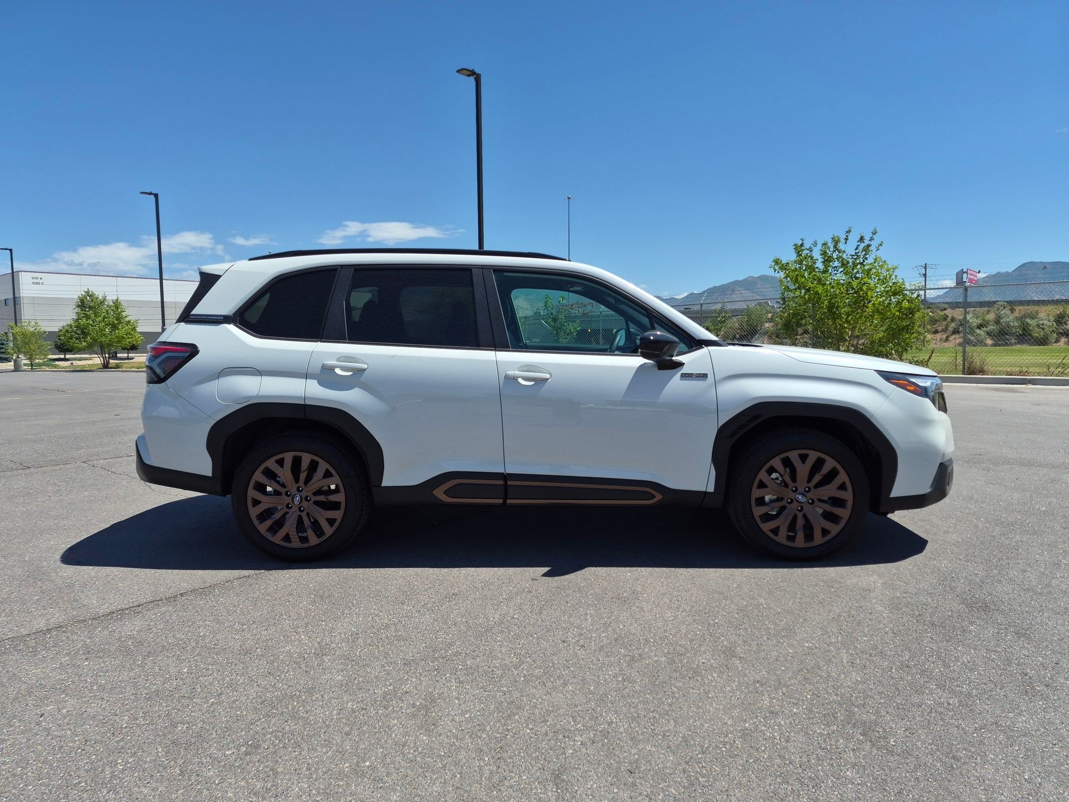 Used 2026 Crystal White Pearl Subaru Sport Hybrid image 2