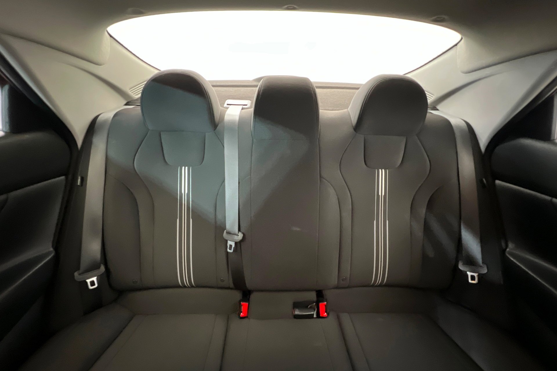 2024 Hyundai Elantra SEL - Photo 25
