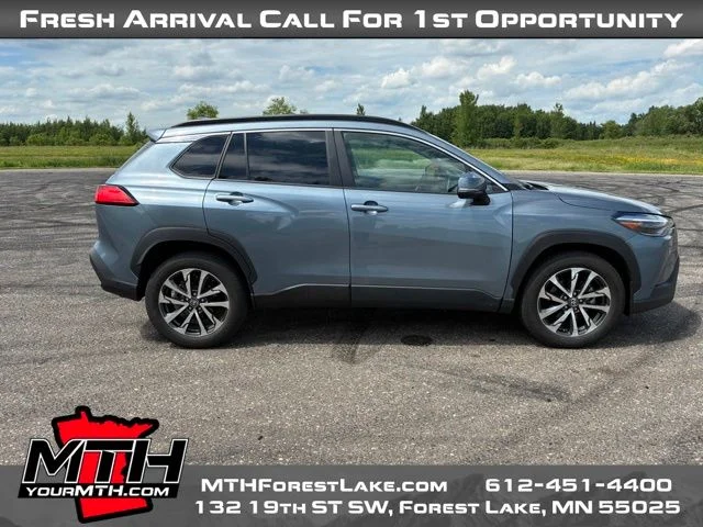 Used 2024 Blue Toyota XLE image 1