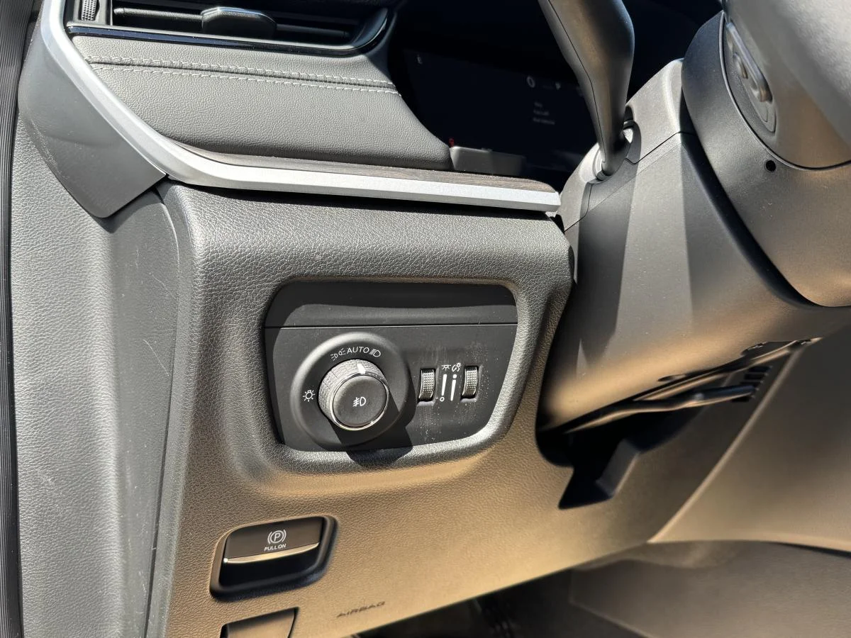 New 2026 White Jeep Limited image 13