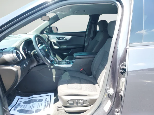 Used 2021 Gray Chevrolet LT image 9