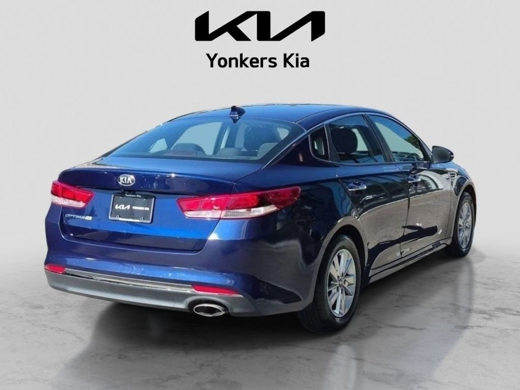 Used 2017 Blue Kia LX image 5