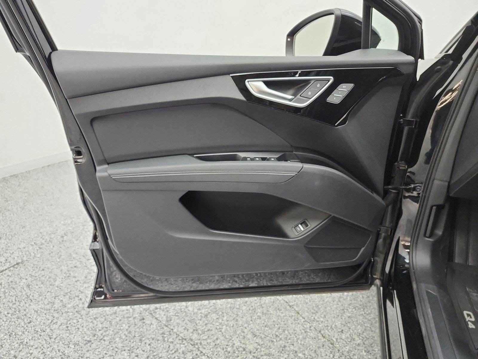 Used 2024 Mythos Black Metallic Audi Premium Plus 55 quattro image 12