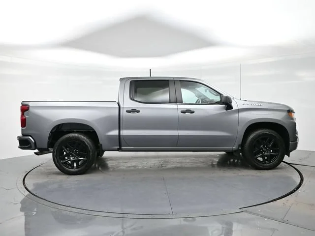 Used 2025 Sterling Gray Metallic Chevrolet Custom image 8