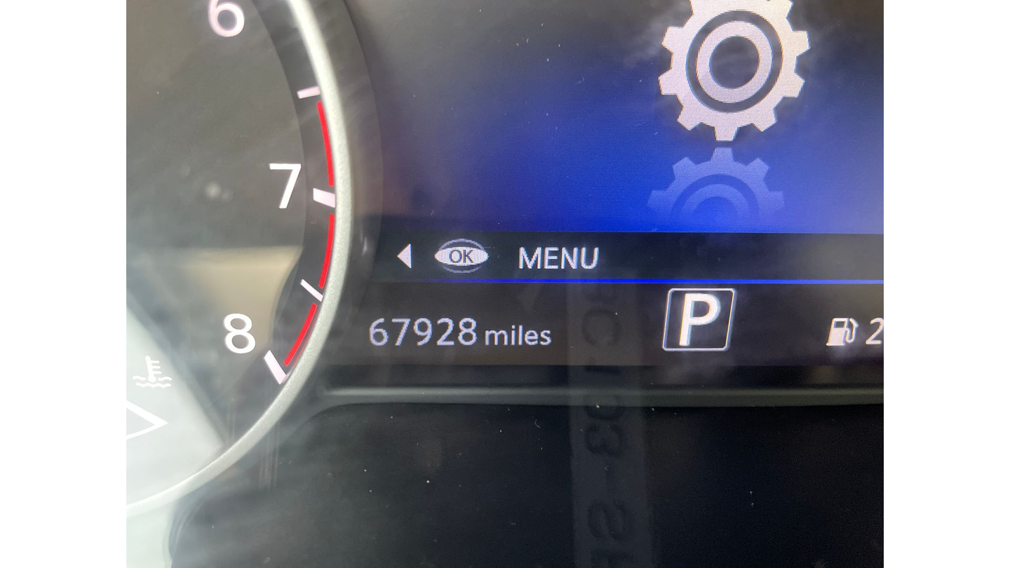 Used 2019 Silver Nissan SV image 26