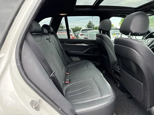 Used 2017 Alpine White BMW xDrive35i image 10