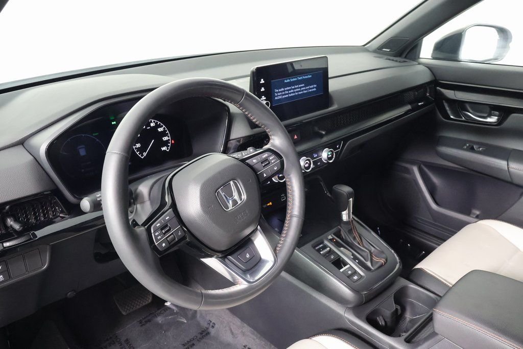 Used 2024 Platinum White Pearl Honda Sport Touring image 7
