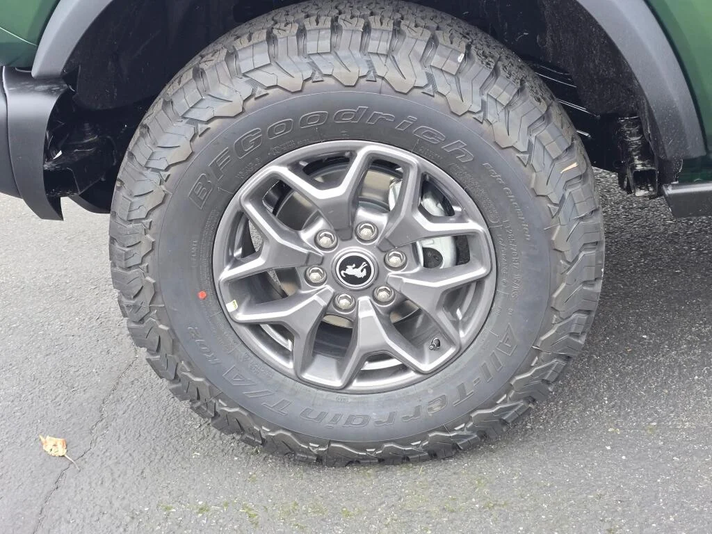 New 2025 Eruption Green Metallic Ford Badlands® image 11