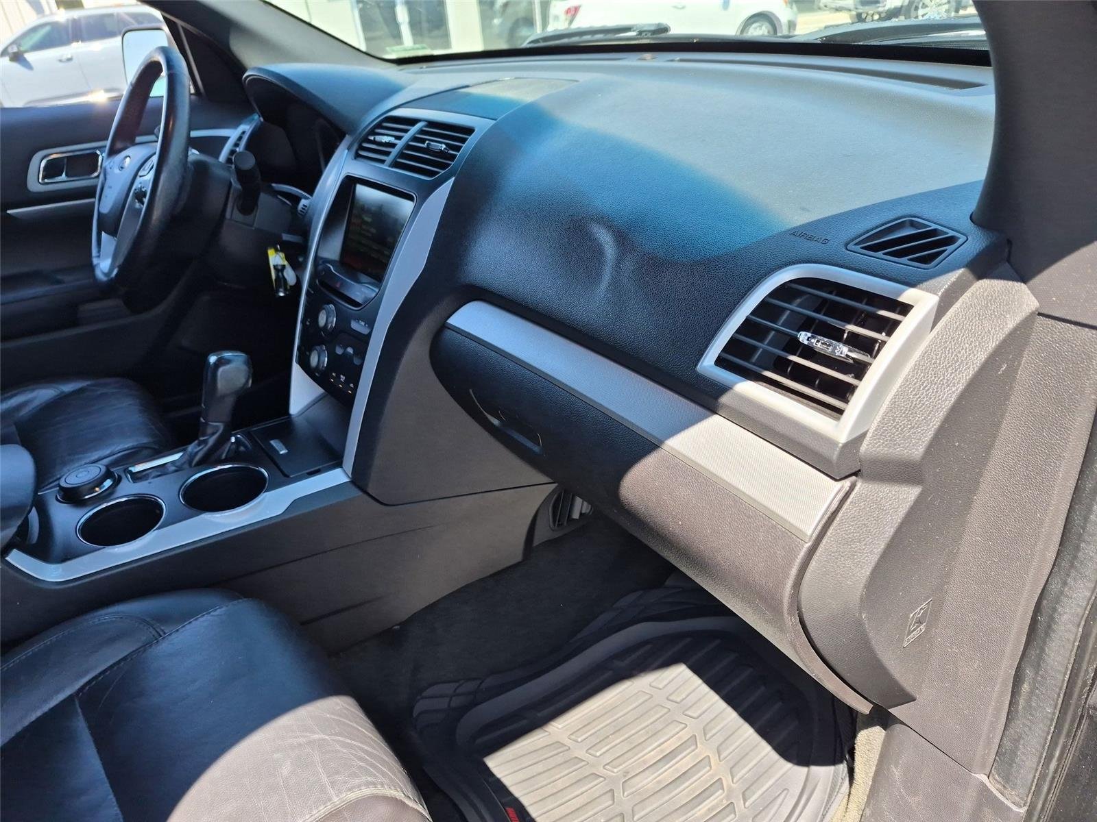 Used 2014  Ford XLT image 35