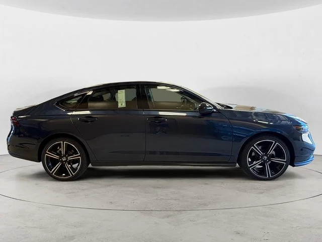 New 2026 Blue Honda SE image 7