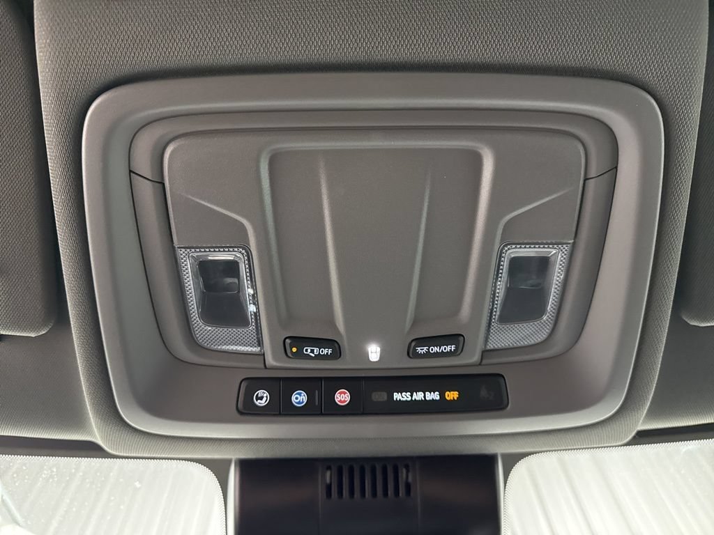 2025 Chevrolet Silverado 2500HD LT - Photo 23