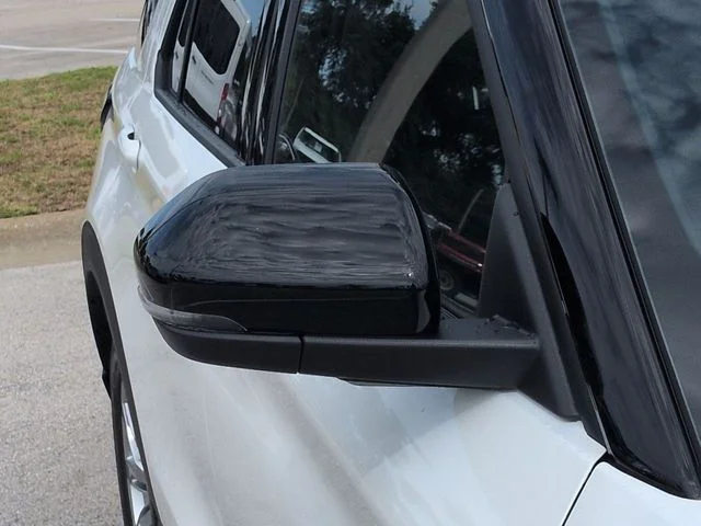 New 2026 Star White Metallic Tri-Coat Ford Platinum™ image 12