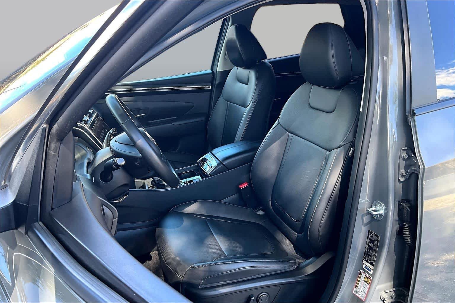 Used 2024 Hampton Gray Hyundai SEL image 8