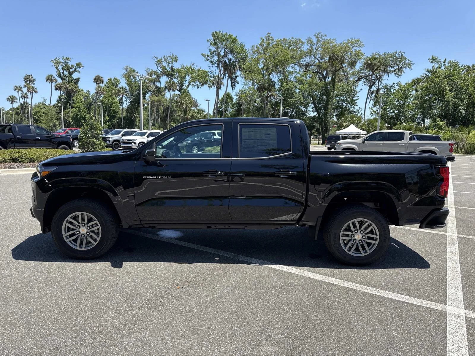 2026 Chevrolet Colorado LT - Photo 6