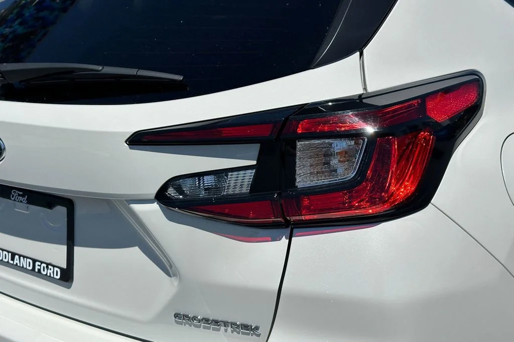 Used 2025 White Subaru Premium image 5