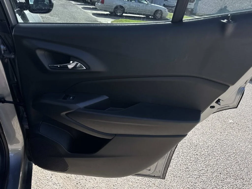 Used 2025 Gray Chevrolet LT image 18