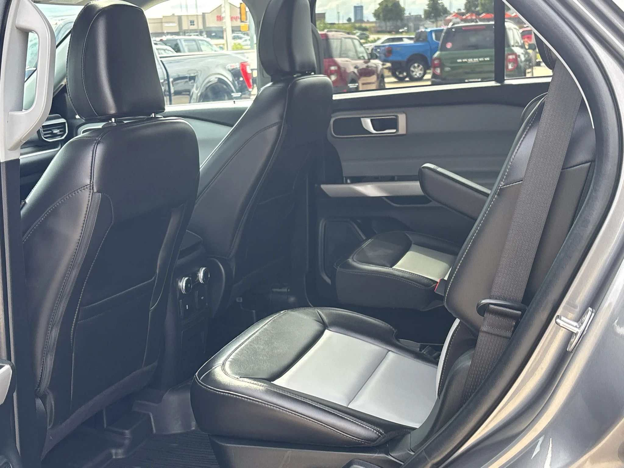 Used 2024 Carbonized Gray Metallic Ford XLT image 10