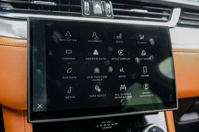 2026 Jaguar F-Pace R-Dynamic S - Photo 34