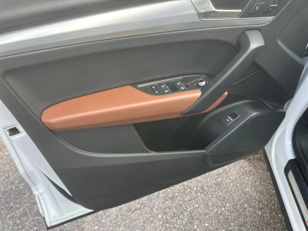 2025 Audi Q5 Premium - Photo 7