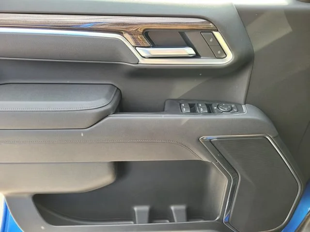 2025 Chevrolet Silverado 1500 LT - Photo 21