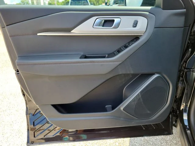 New 2026 Agate Black Metallic Ford Active image 18