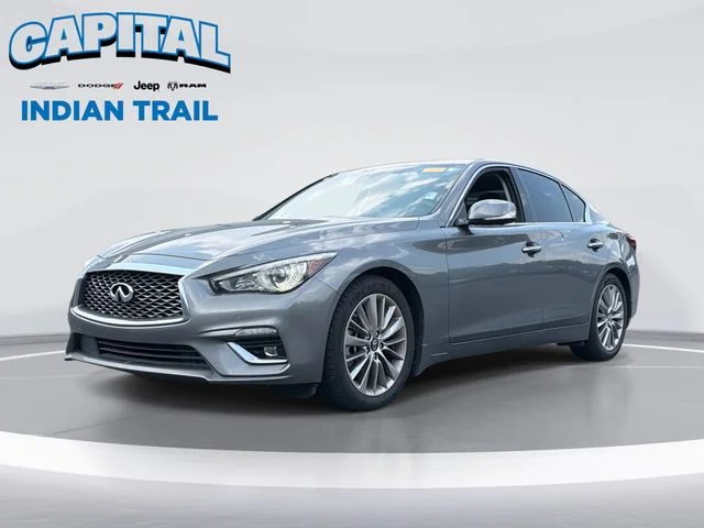 2023 INFINITI Q50 LUXE