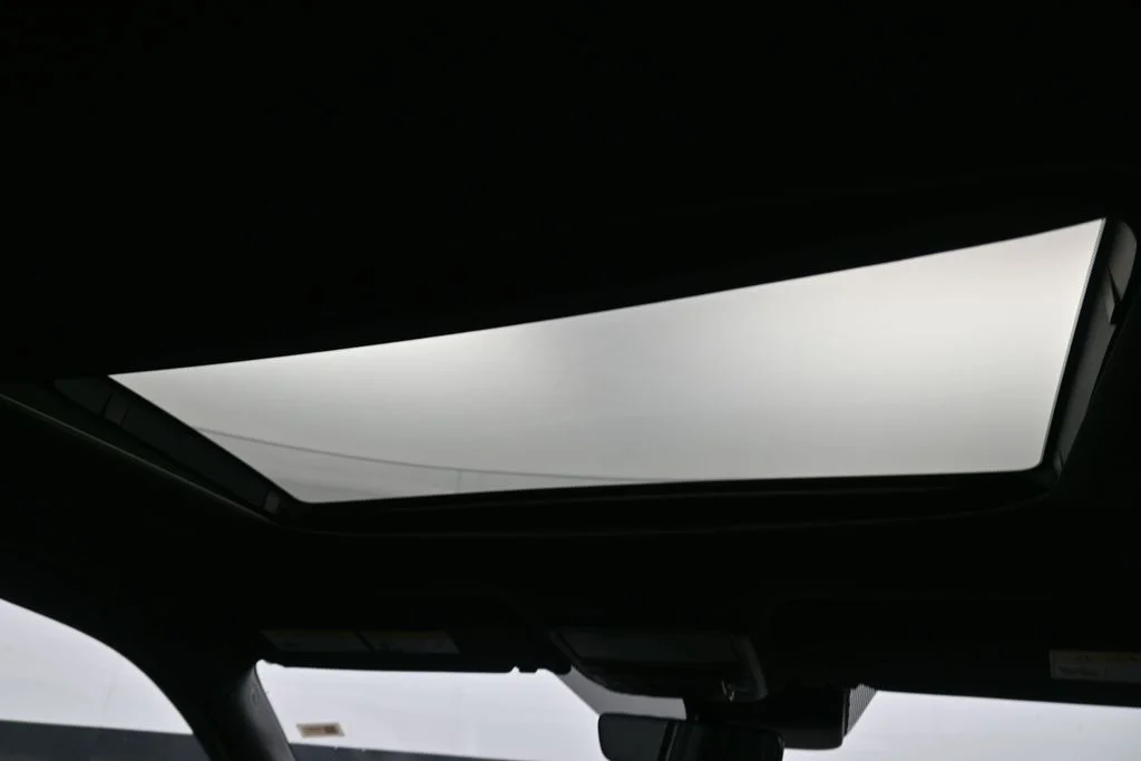 Used 2023 Platinum White Pearl Honda Black Edition image 15