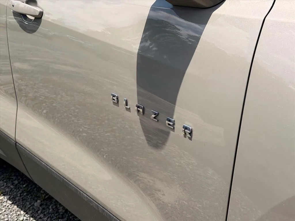 Used 2021 Gray Chevrolet LT image 11