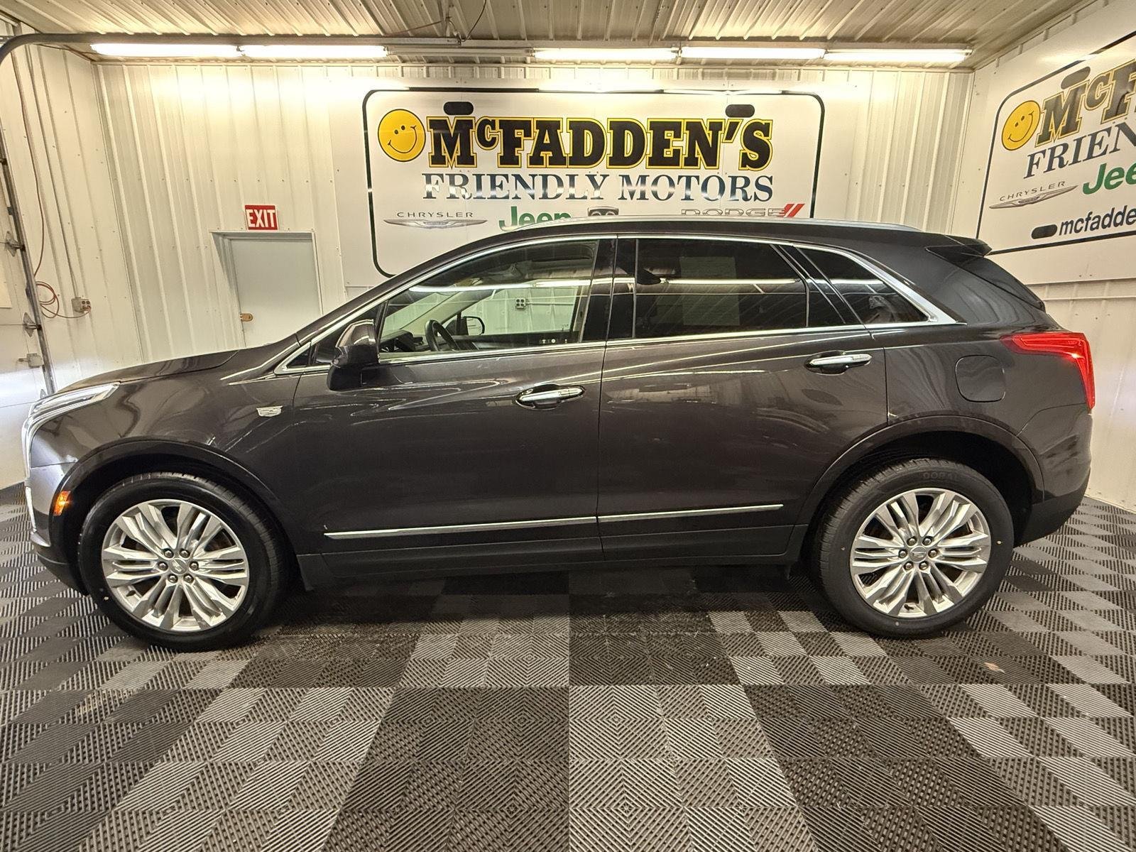 Used 2019 BLACK CADILLAC PREMLUX image 8
