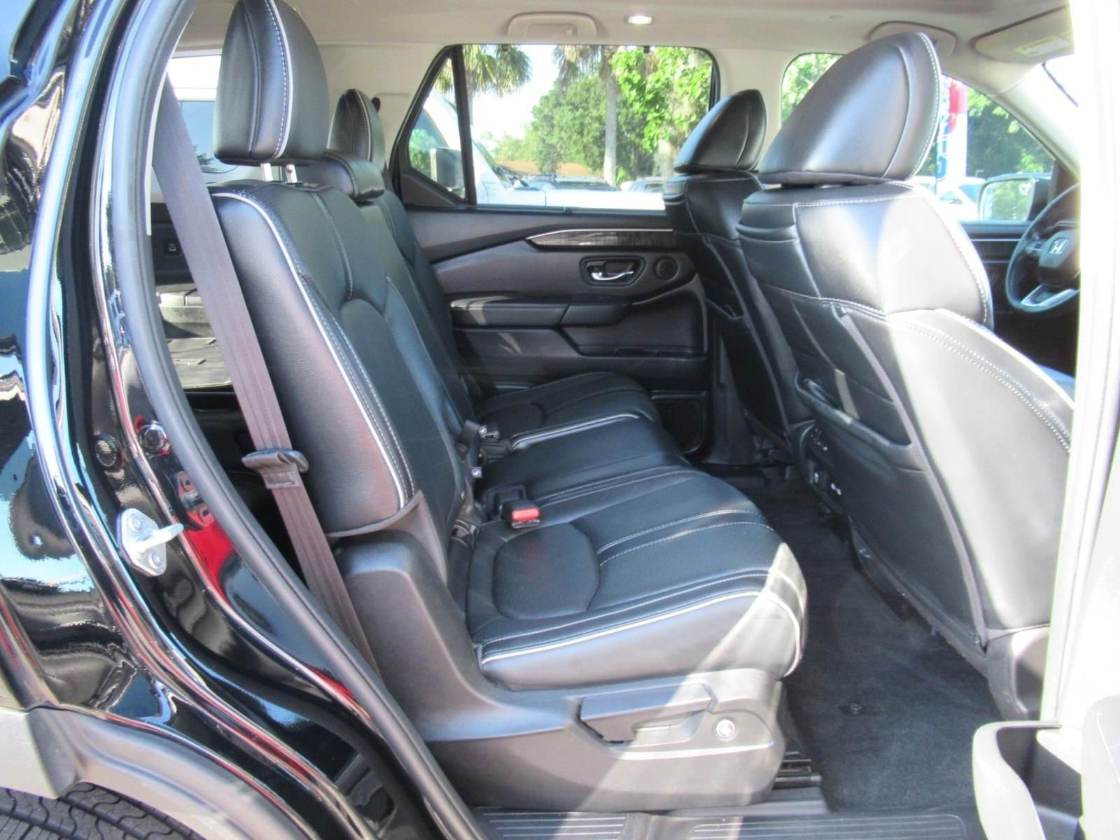 Used 2023 Black Honda Elite image 33